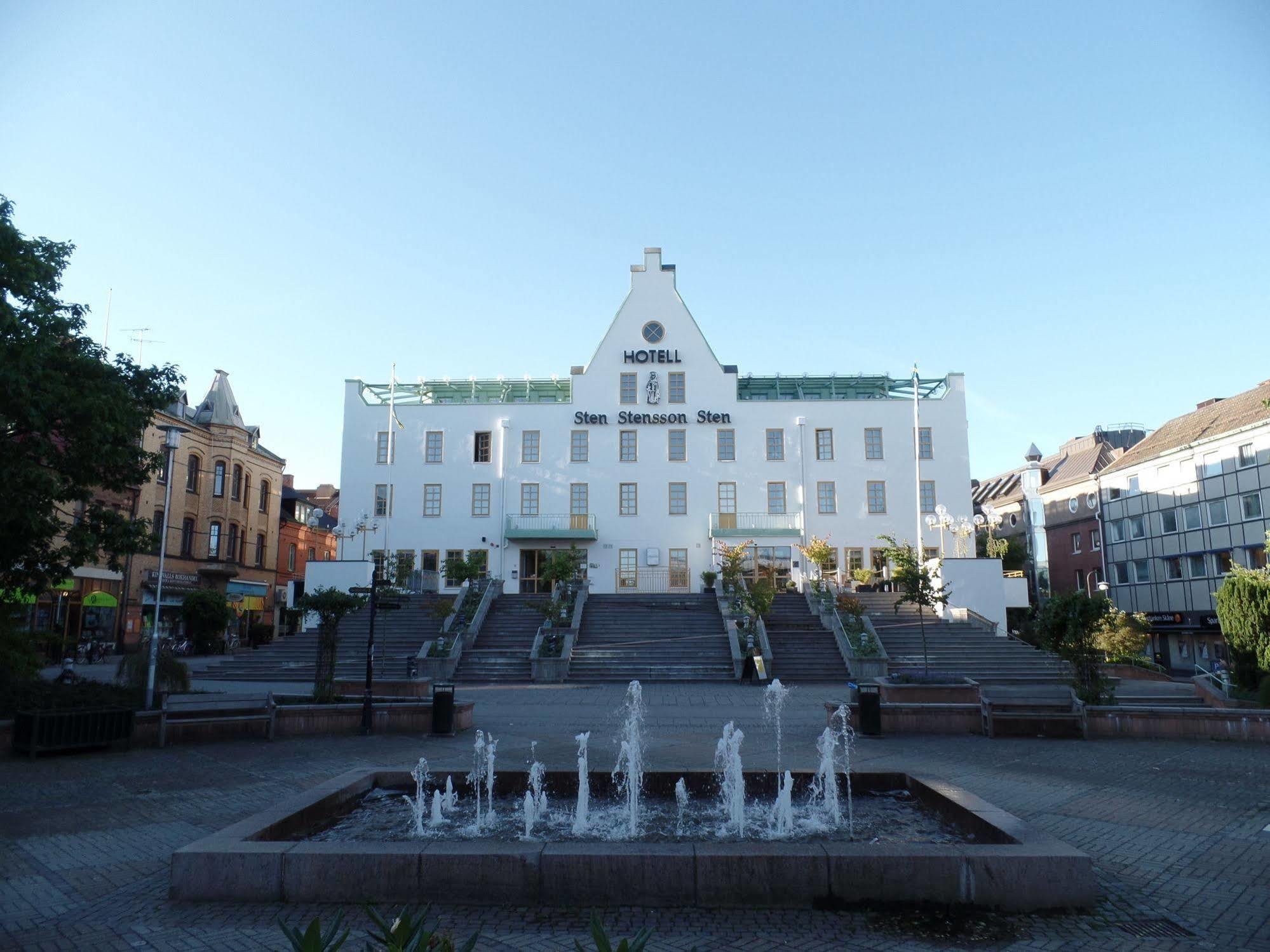 Hotel Stensson Eslöv エクステリア 写真