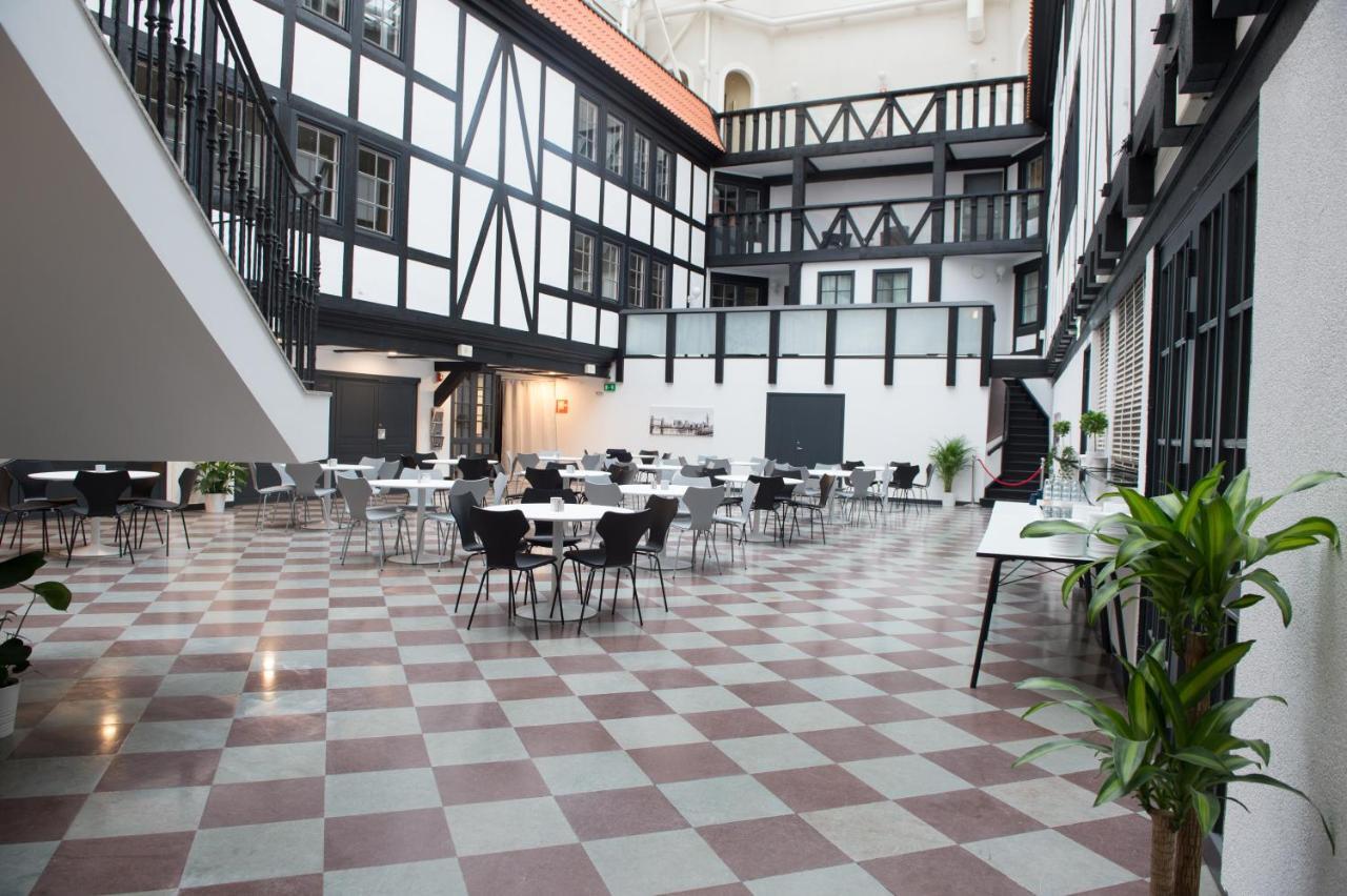 Hotel Stensson Eslöv エクステリア 写真
